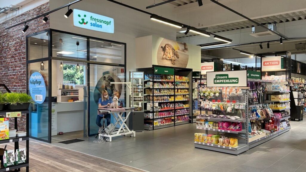 Fressnapf spet store interior